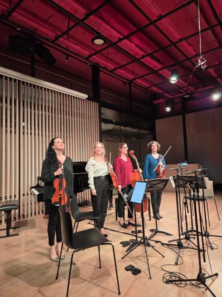 Carmel Quartet bowing