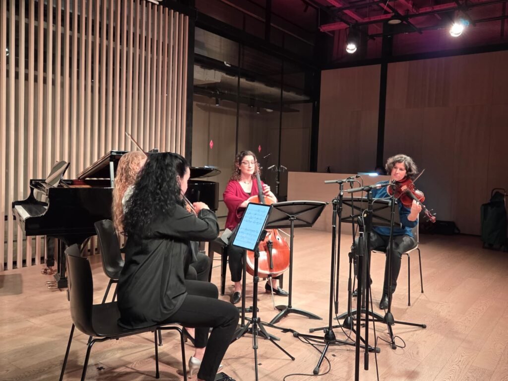 Carmel Quartet playing